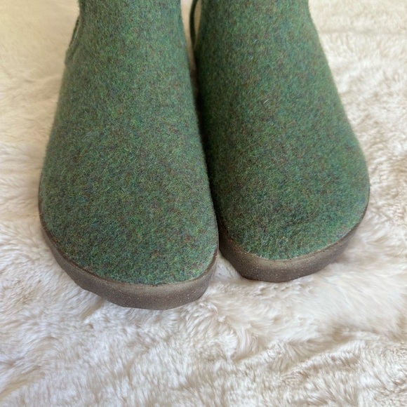 Asportuguesas Wool Chelsea Pull On Boot - Picture 4 of 11